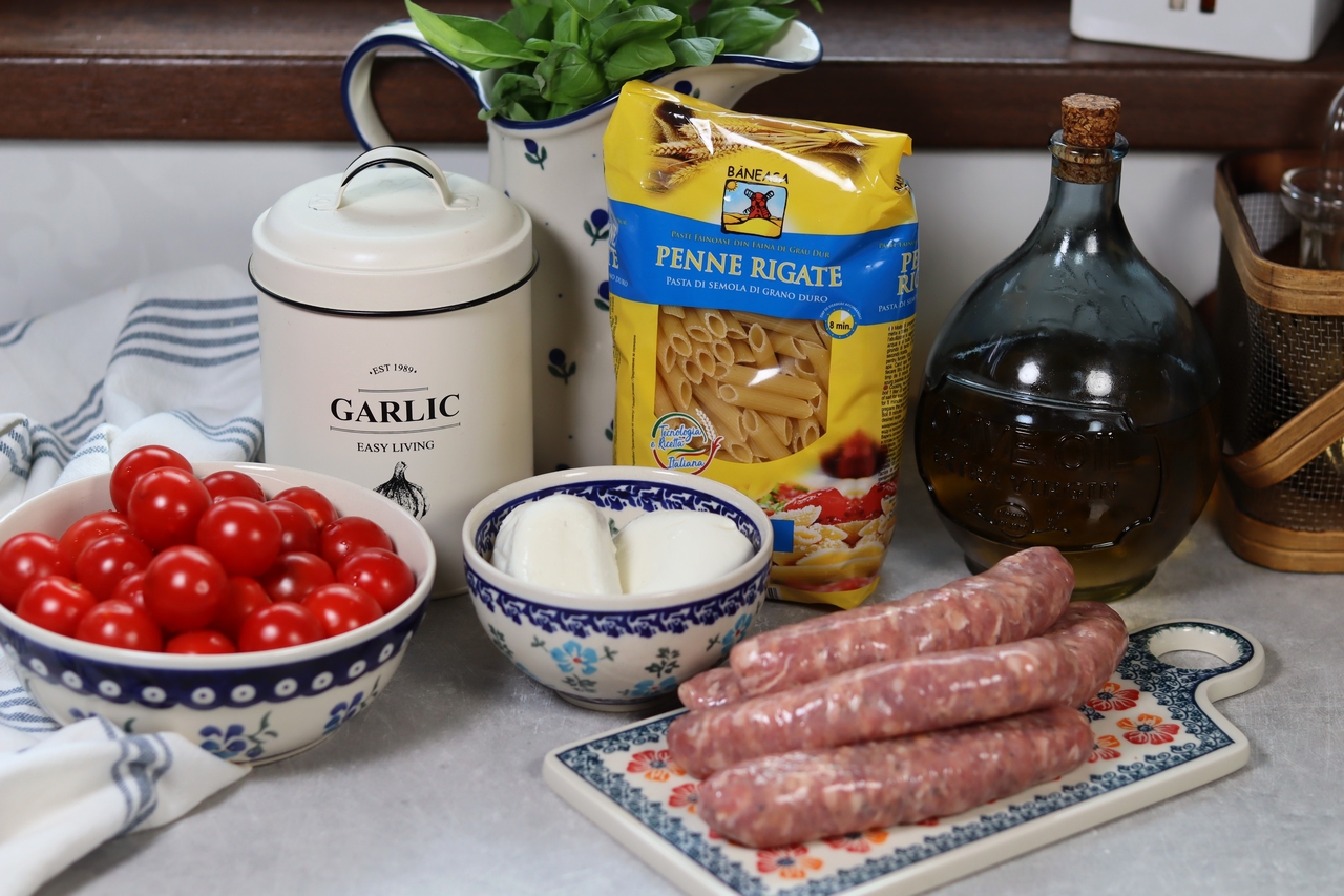 Pasta salsiccia e pomodoro