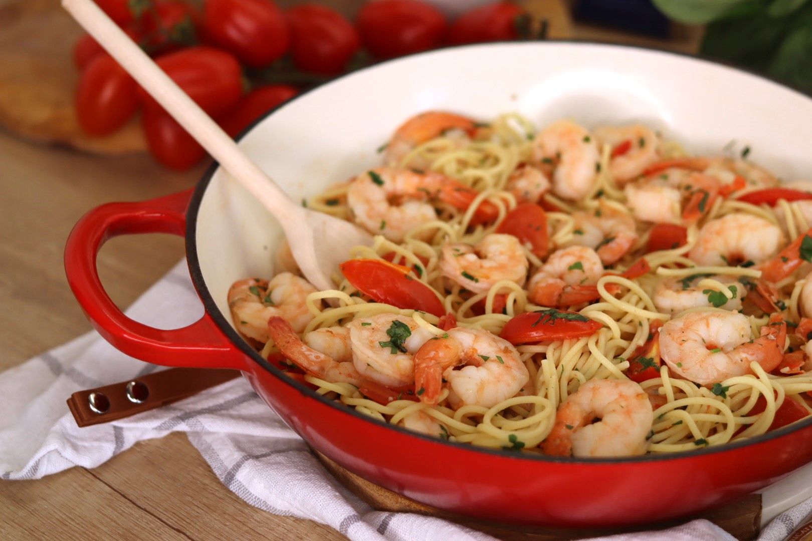 Spaghetti ai gamberi – Spaghetti cu creveti 