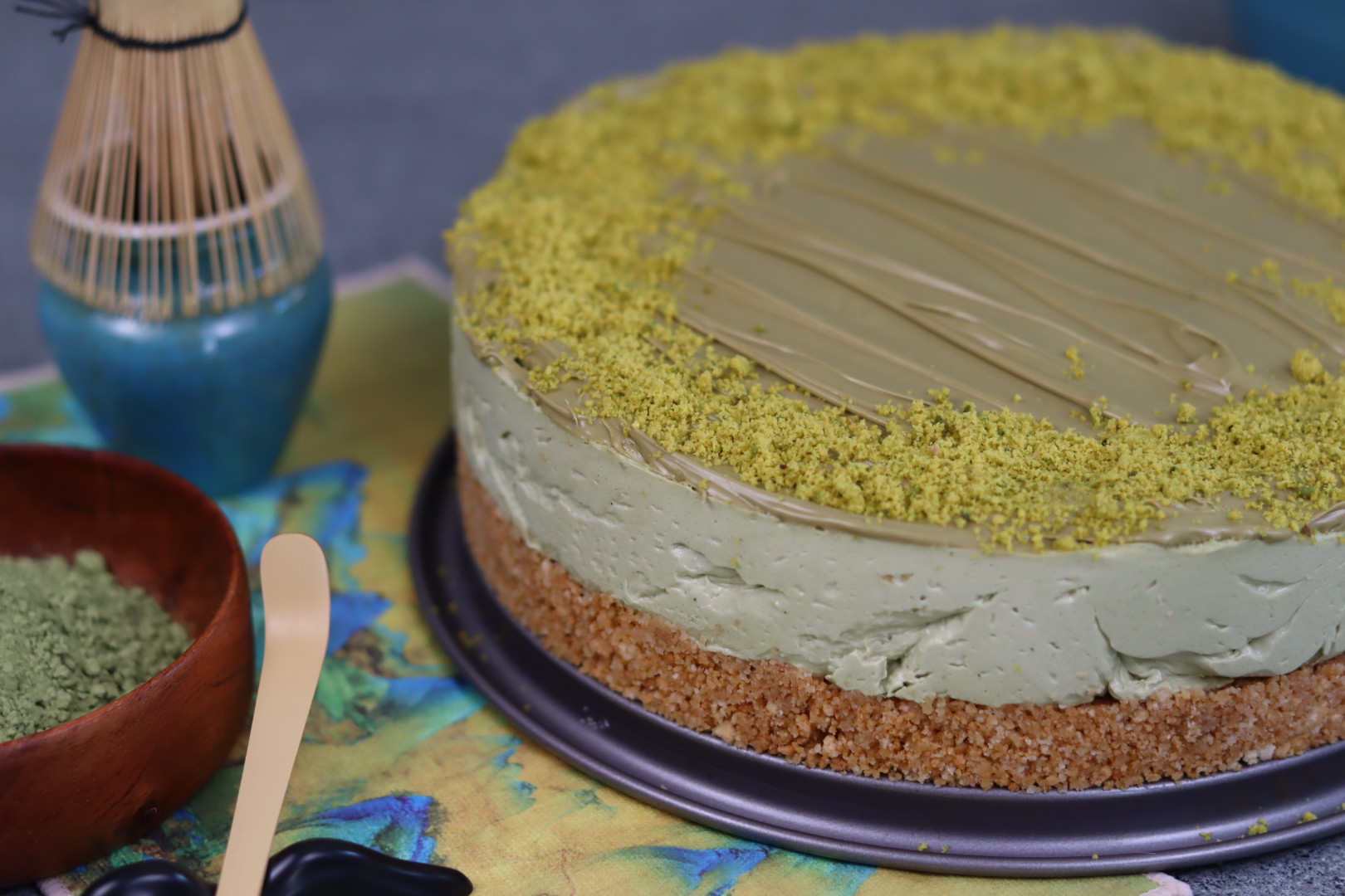 Cheesecake cu matcha si fistic