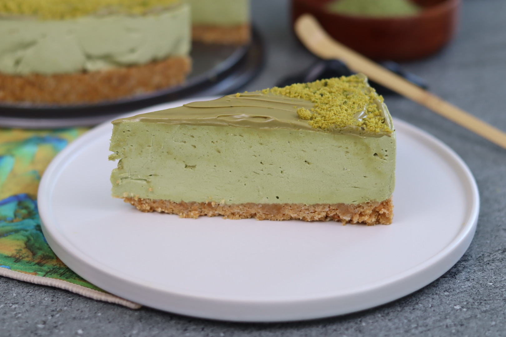 Cheesecake cu matcha si fistic