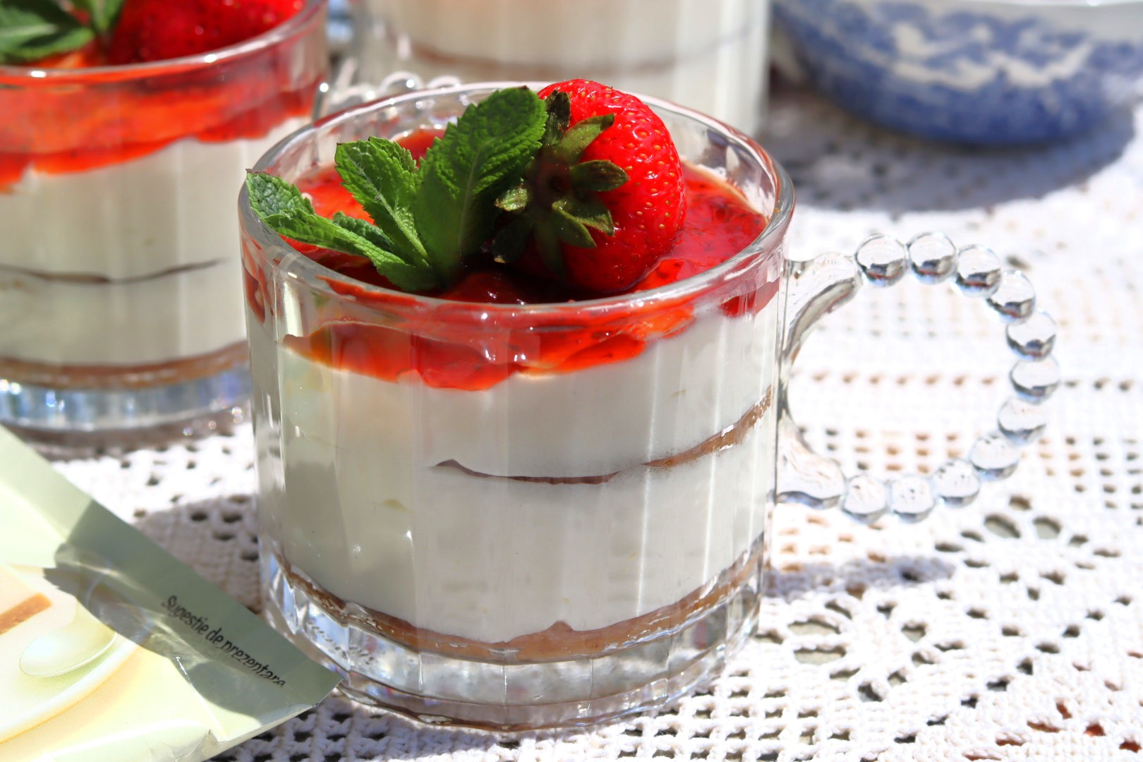 Cheesecake fara coacere la pahar